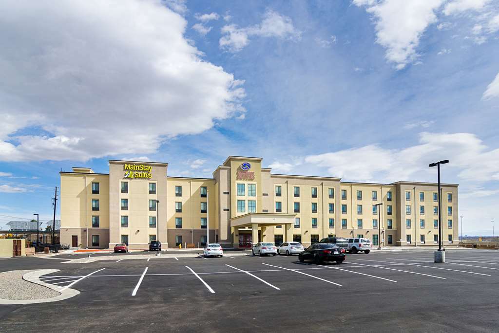 Mainstay Suites Near Denver Downtown Exterior photo